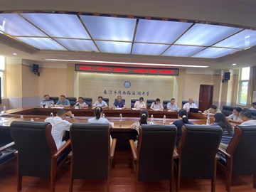 思教者之责，笃师者之任，赴盛夏之约——2026届高三年级第一次教师会议